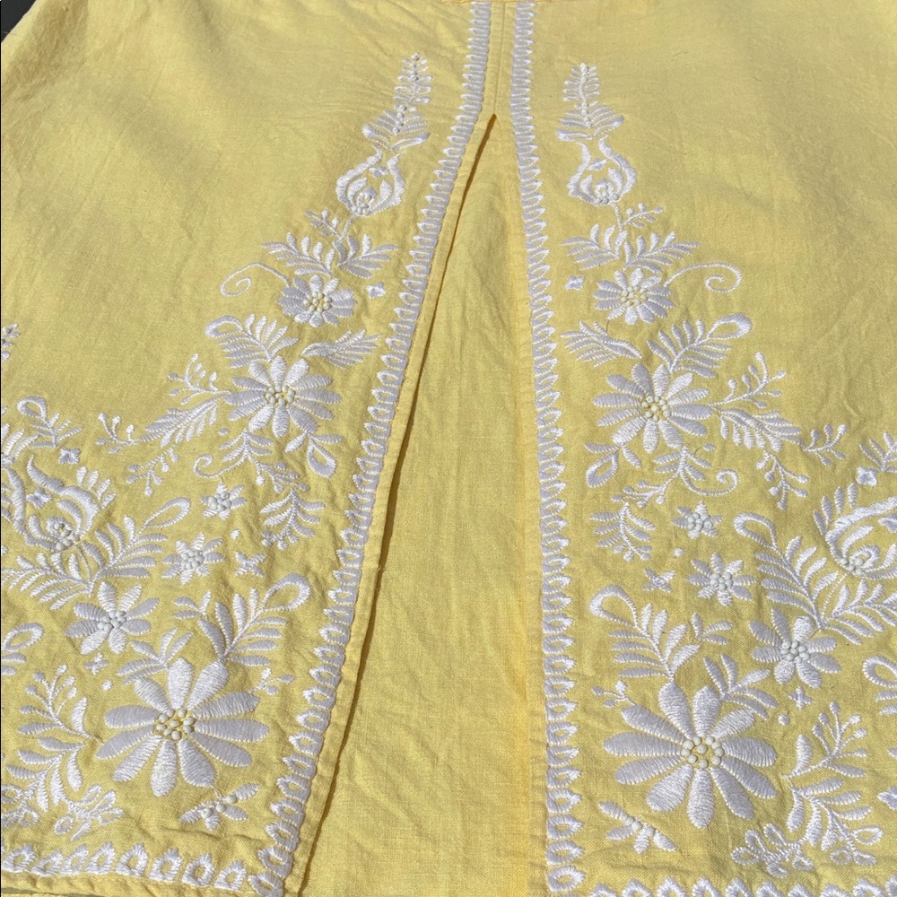 SilkLand Yellow A-Line Skirt with White Embroidery Button/Zip - Picture 4 of 10